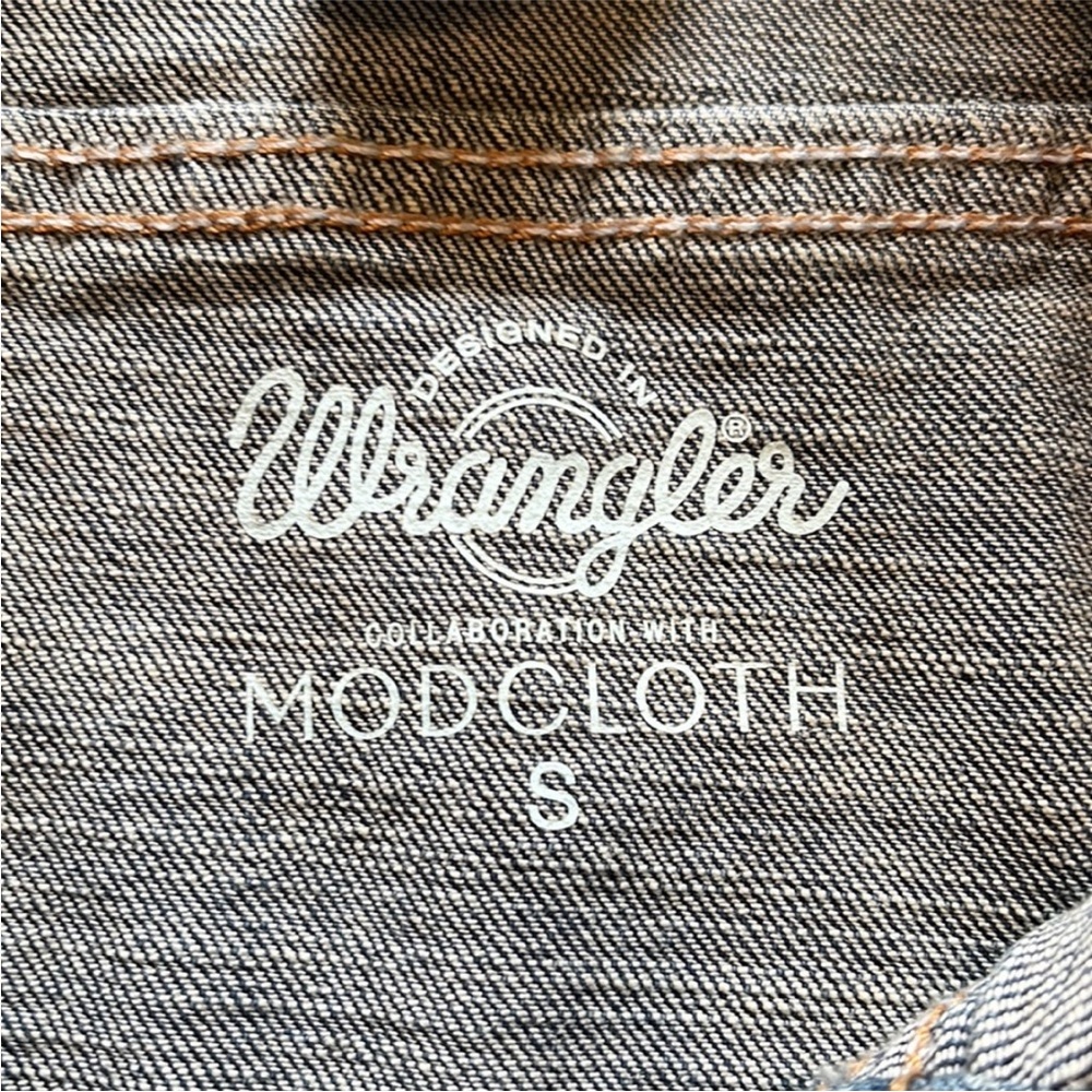 NWT Wrangler x Modcloth Dependable Denim Jacket - Picture 7 of 16